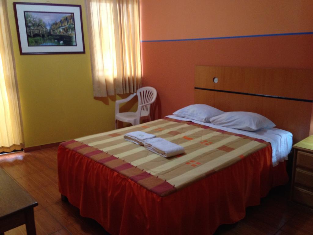 Hotel Sol De Huanchaco Ruang foto