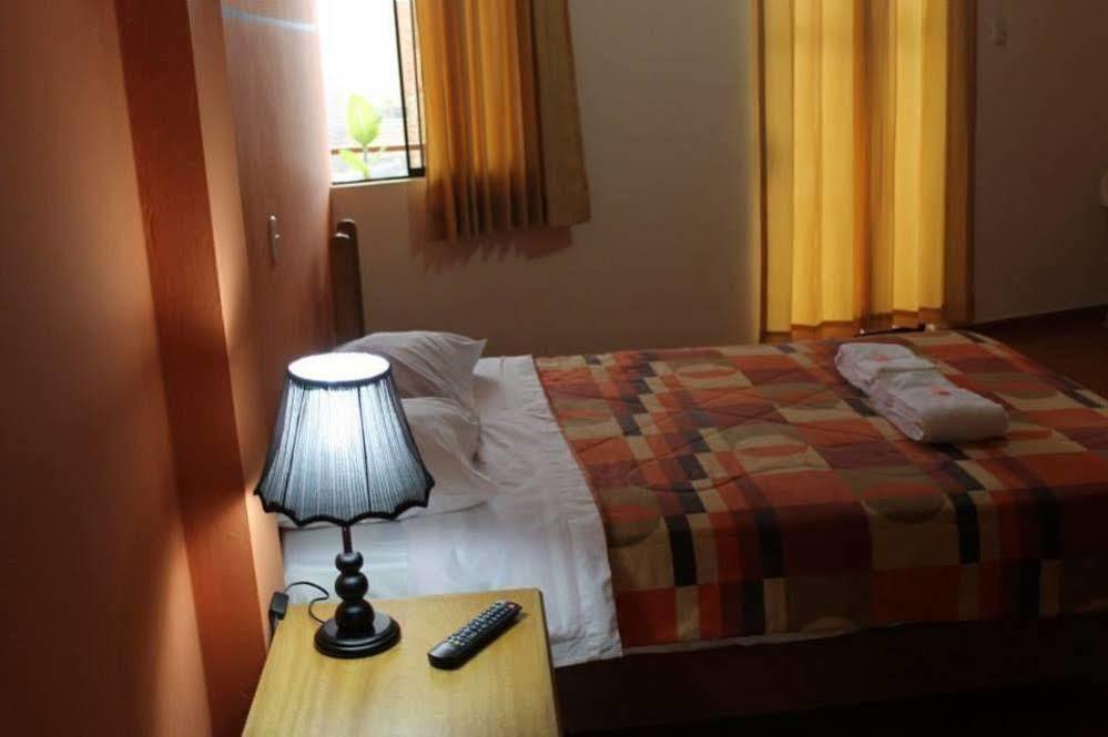 Hotel Sol De Huanchaco Bagian luar foto